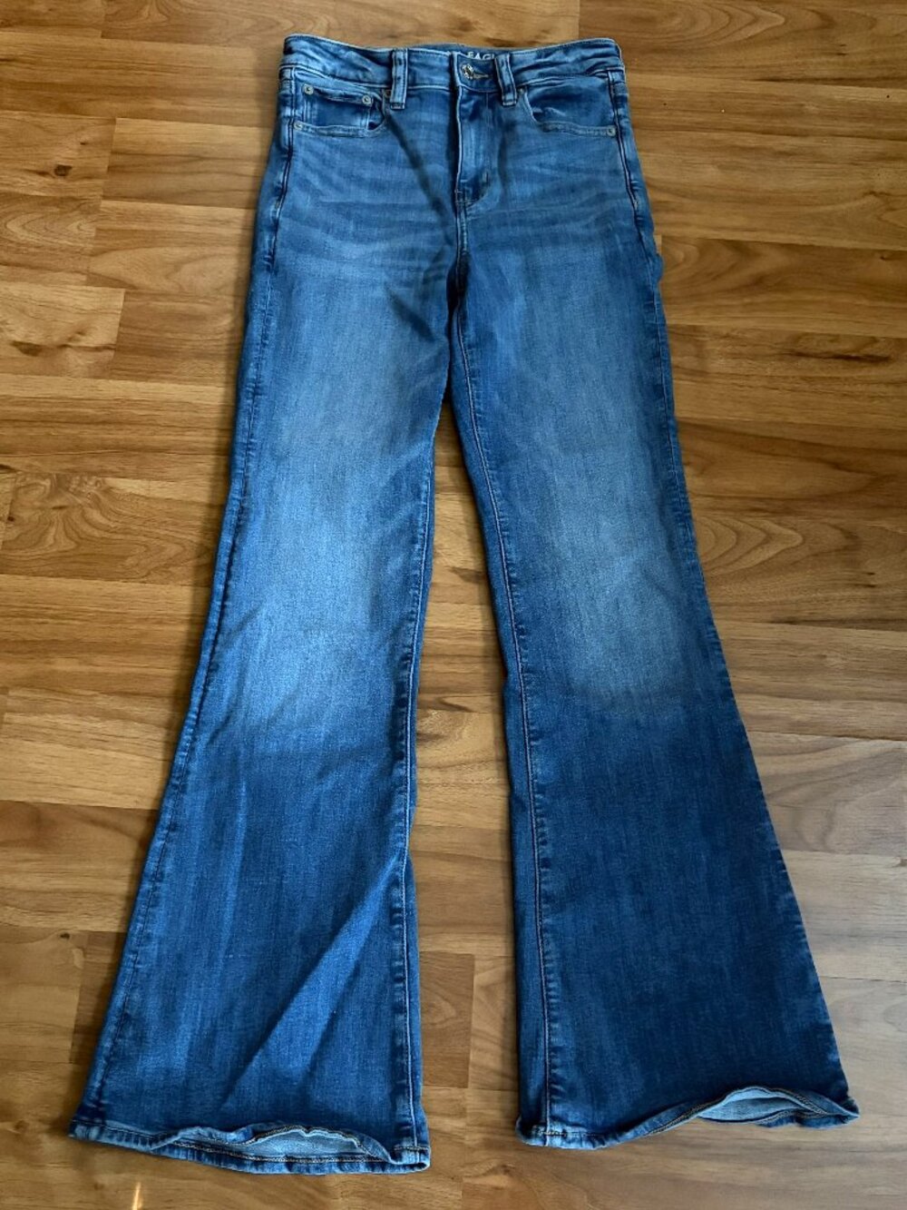 American Eagle super hi-rise flare jeans, size 4